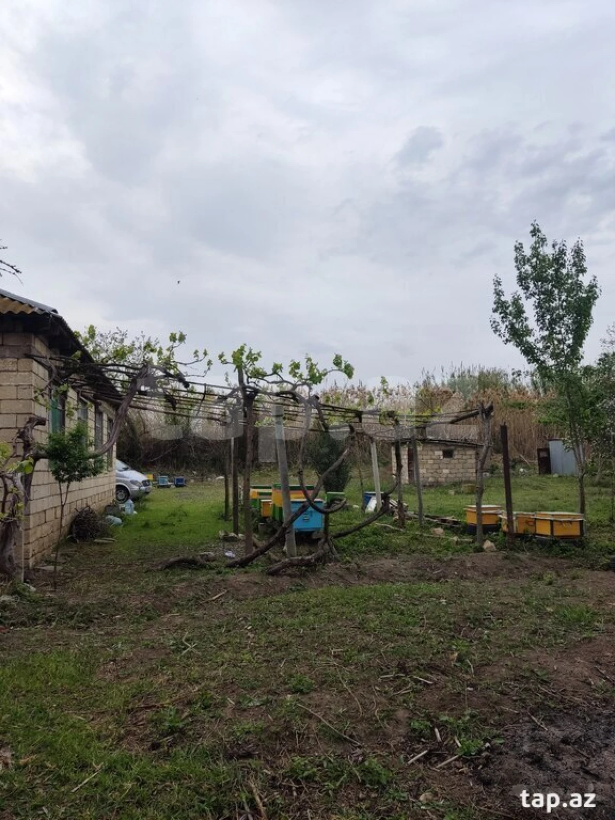 Satılır 3 otaqlı həyət evi