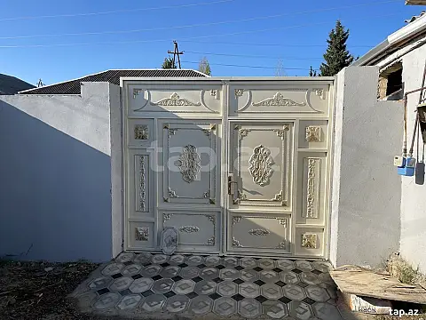 Satılır 4 otaqlı həyət evi