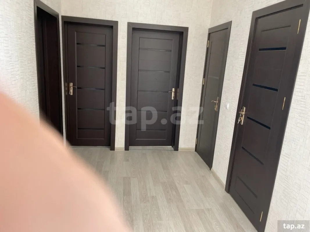 Satılır 4 otaqlı həyət evi