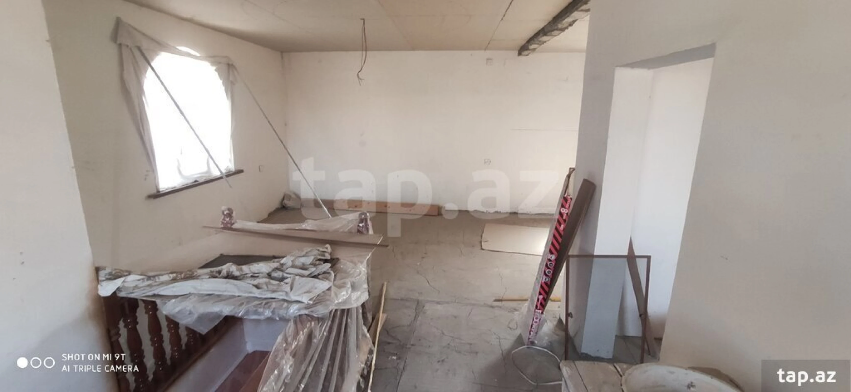 Satılır 4 otaqlı həyət evi