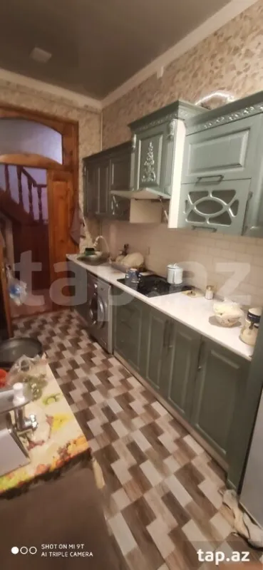 Satılır 4 otaqlı həyət evi