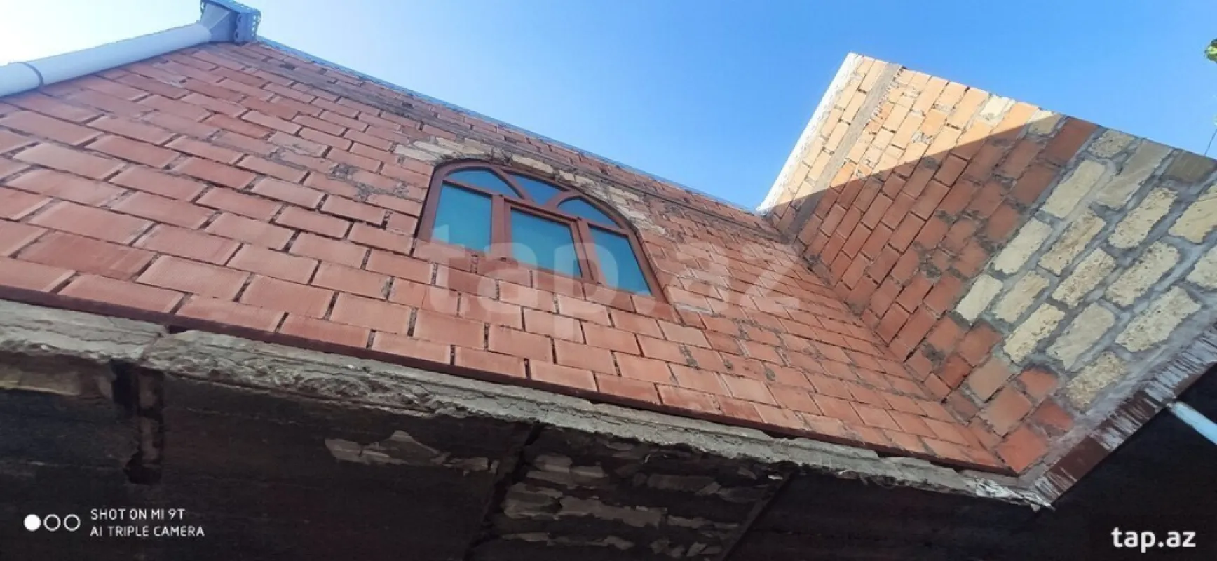 Satılır 4 otaqlı həyət evi