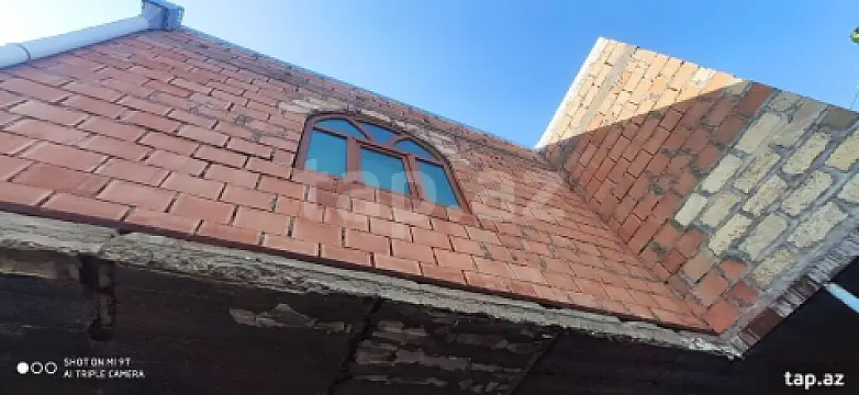 Satılır 4 otaqlı həyət evi