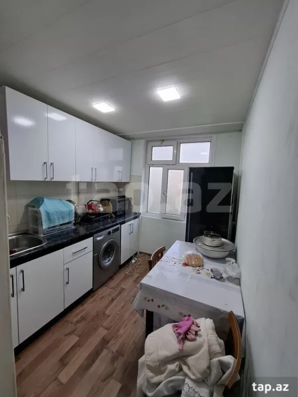 Satılır 2 otaqlı mənzil 49 m²