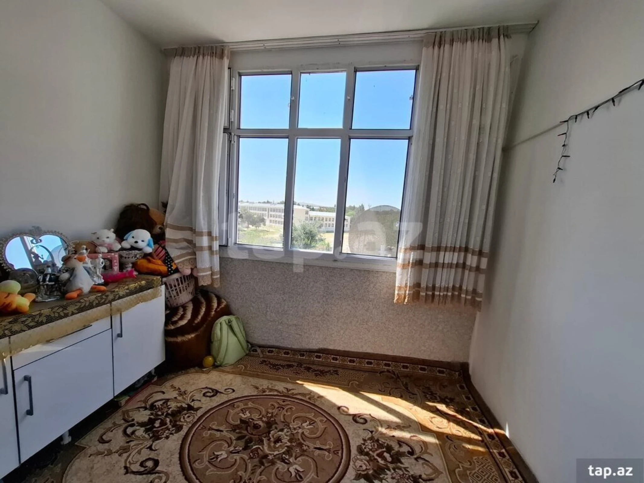 Satılır 2 otaqlı mənzil 49 m²
