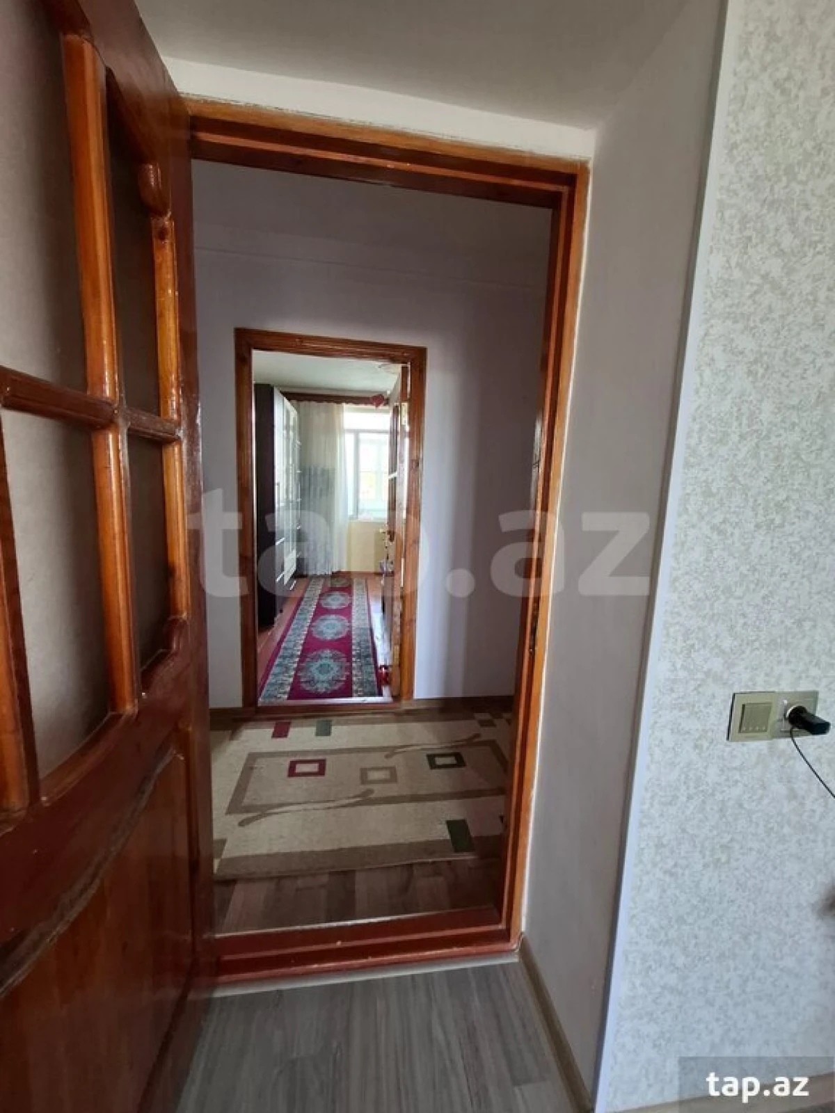 Satılır 2 otaqlı mənzil 49 m²
