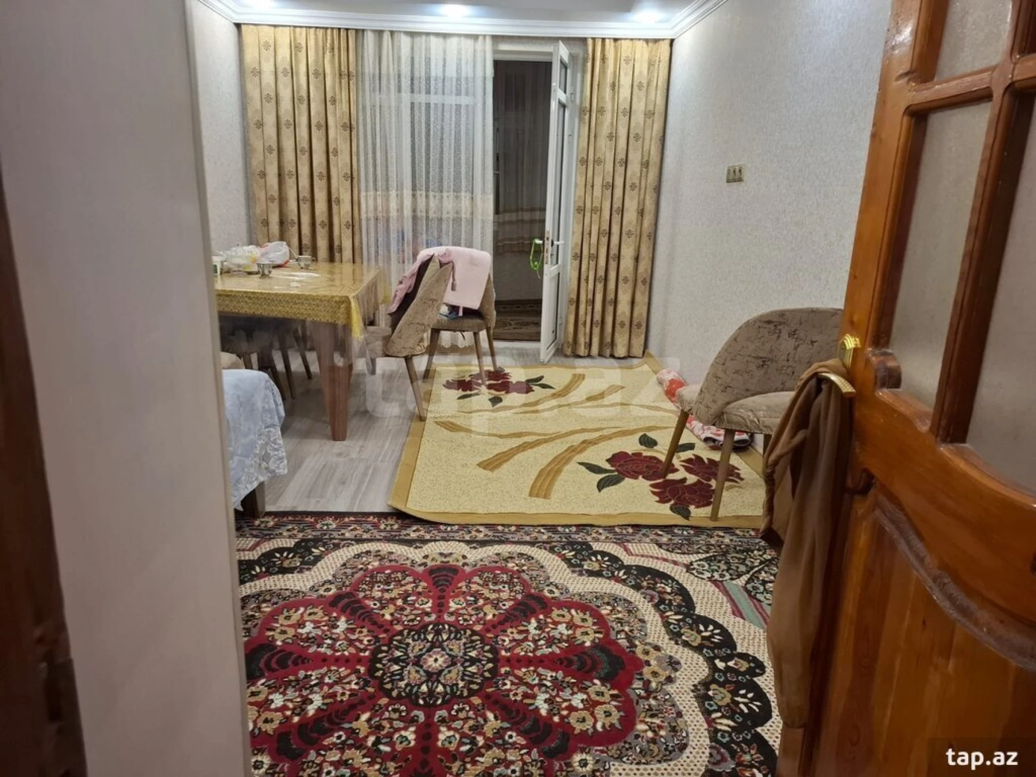 Satılır 2 otaqlı mənzil 49 m²
