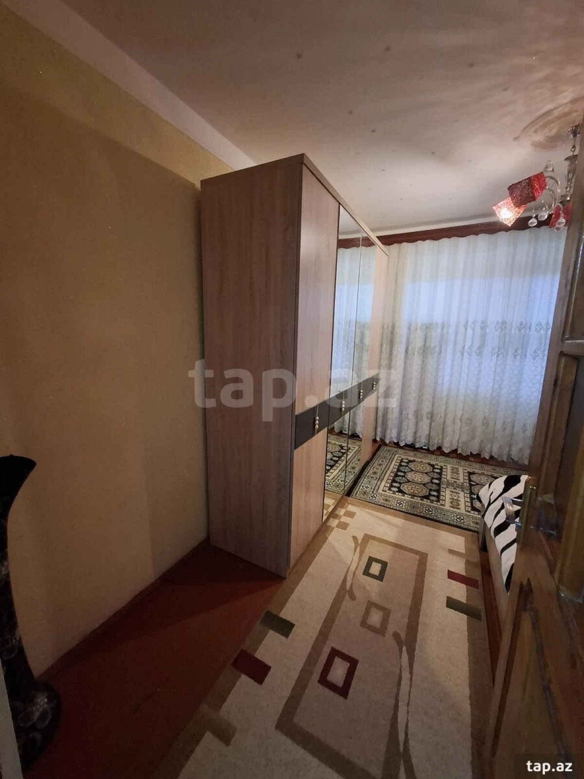 Satılır 2 otaqlı mənzil 49 m²