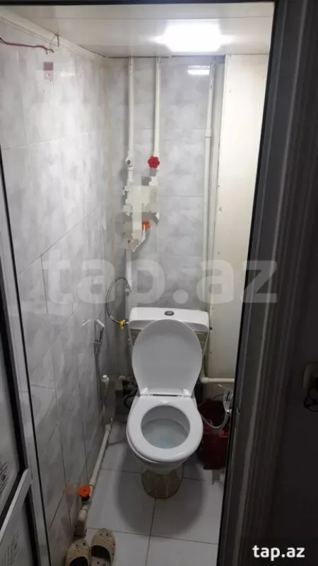 Satılır 2 otaqlı mənzil 49 m²