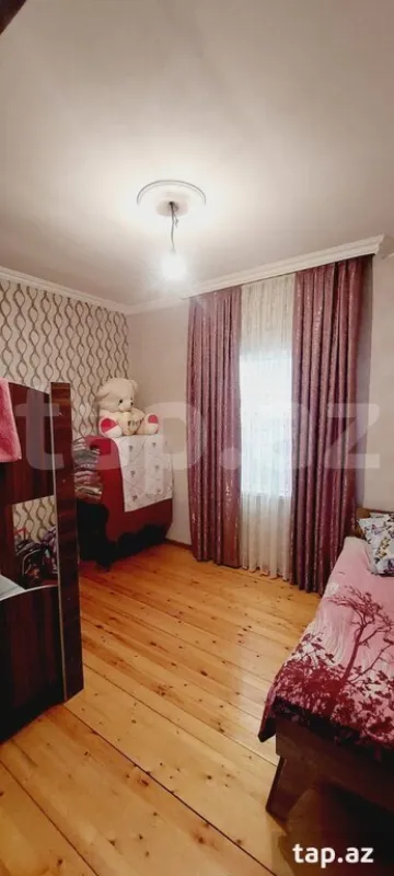 Satılır 3 otaqlı həyət evi 100 m²