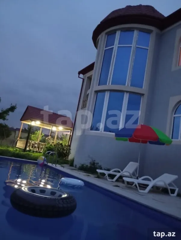 Satılır 6 otaqlı həyət evi