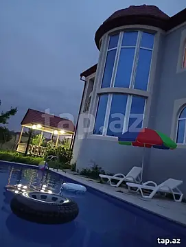 Satılır 6 otaqlı həyət evi