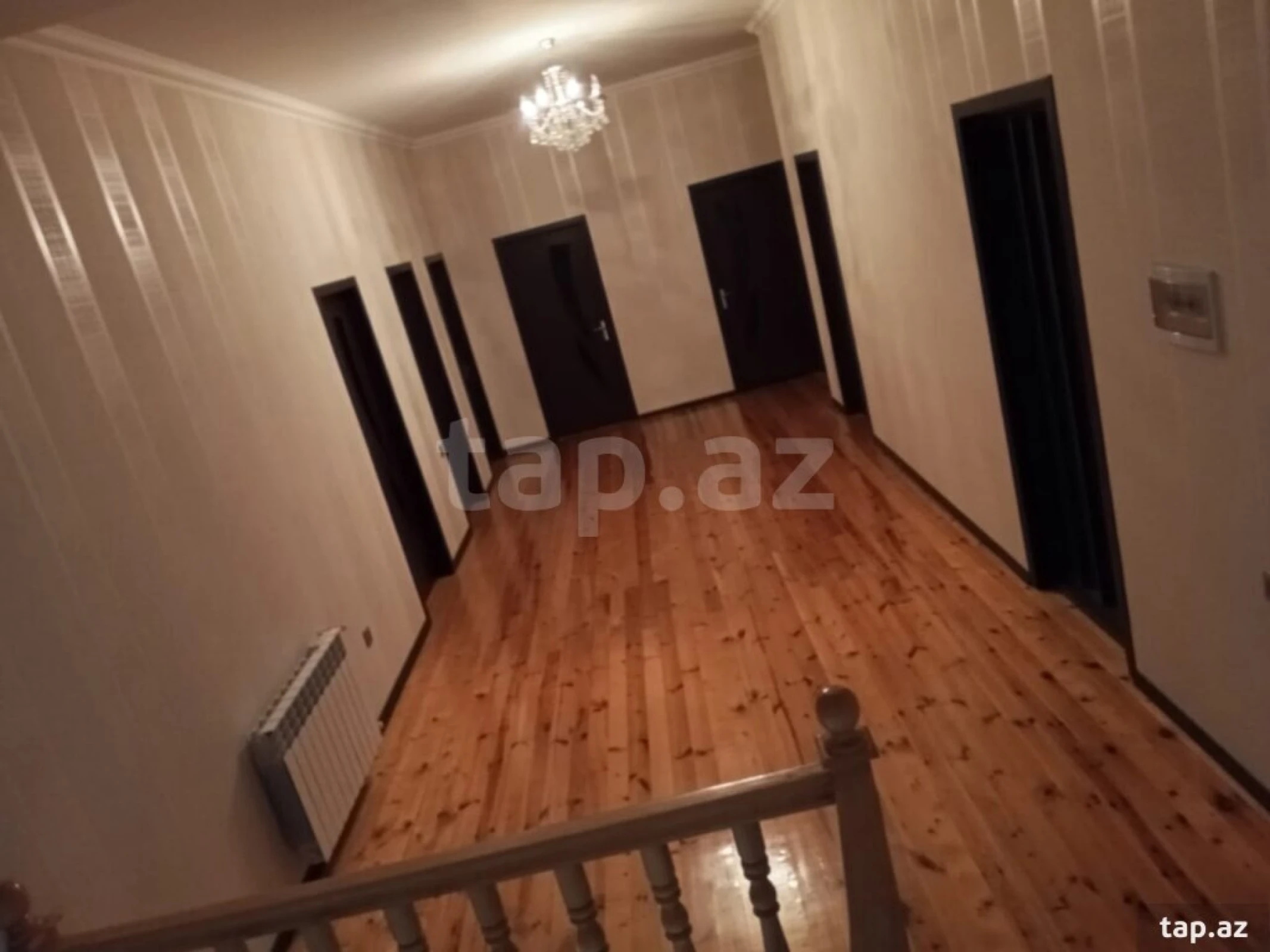 Satılır 6 otaqlı həyət evi