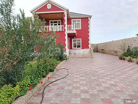 Satılır 8 otaqlı həyət evi 300 m² — Sumqayıt 8 otaq 300.00 m²