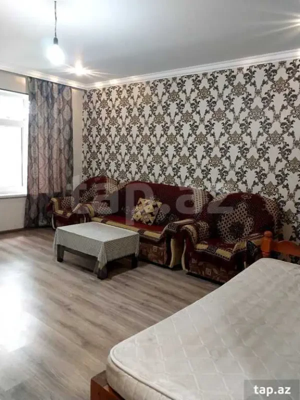 Kirayə verilir 3 otaqlı yeni tikili 50 m²