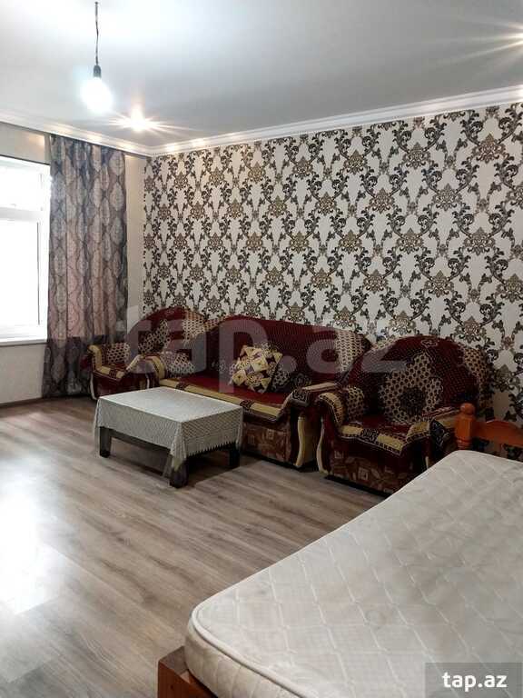 Kirayə verilir 3 otaqlı yeni tikili 50 m²