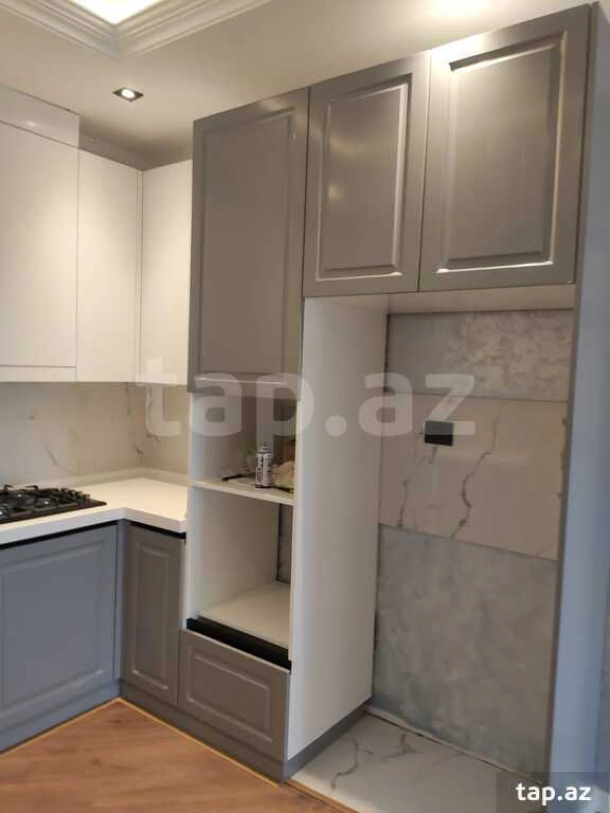 Satılır 3 otaqlı yeni tikili 114 m²