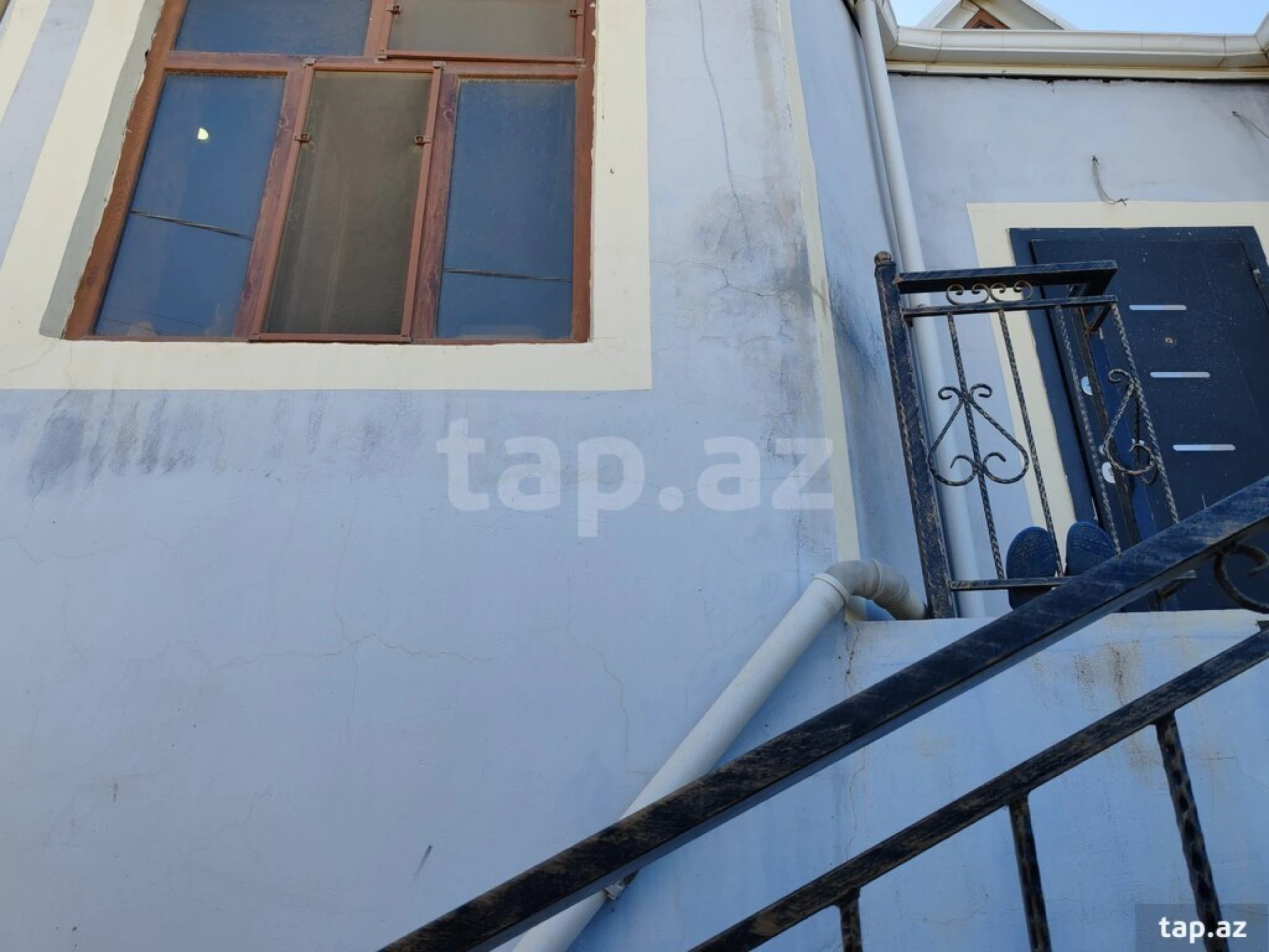 Satılır 7 otaqlı həyət evi