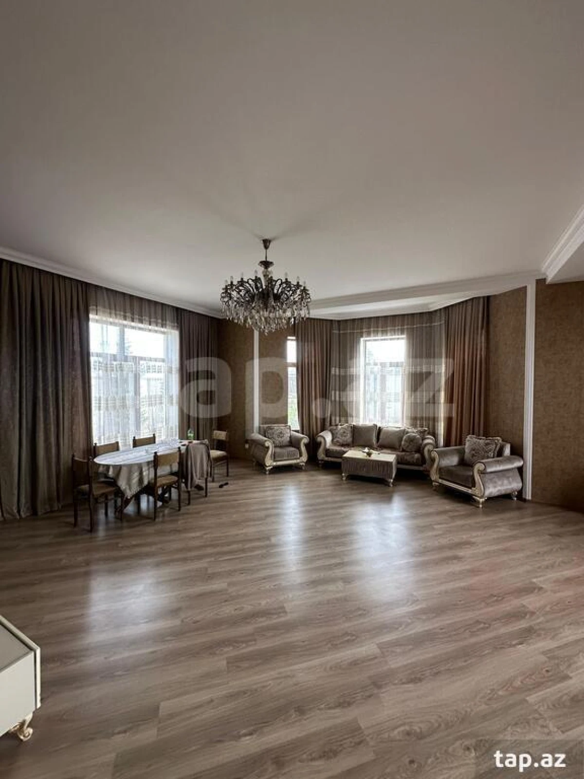 Kirayə verilir 5 otaqlı həyət evi 200 m²