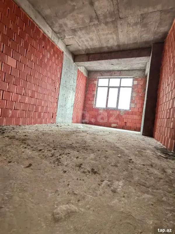 Satılır 3 otaqlı yeni tikili 150 m²