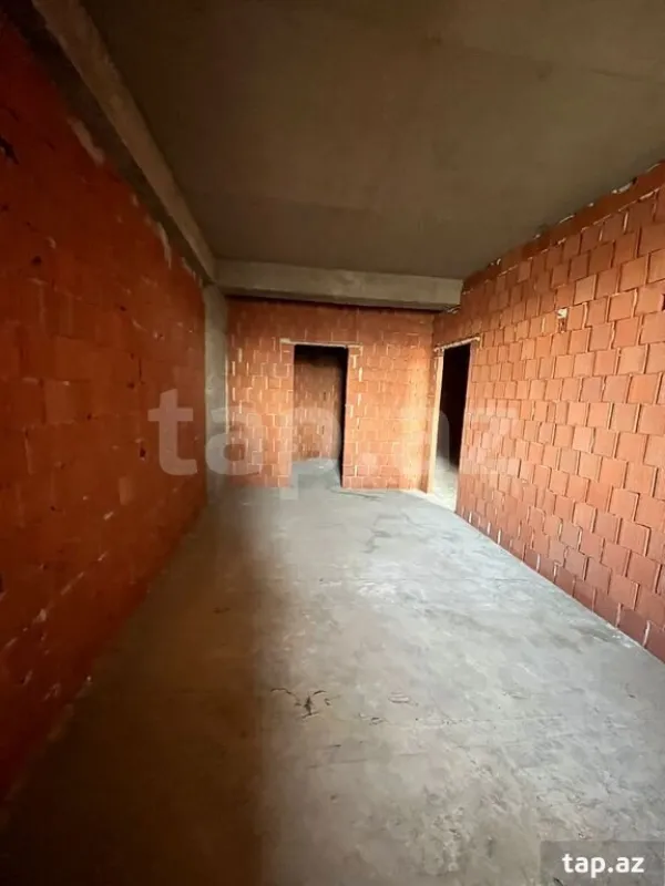 Satılır 3 otaqlı yeni tikili 150 m²