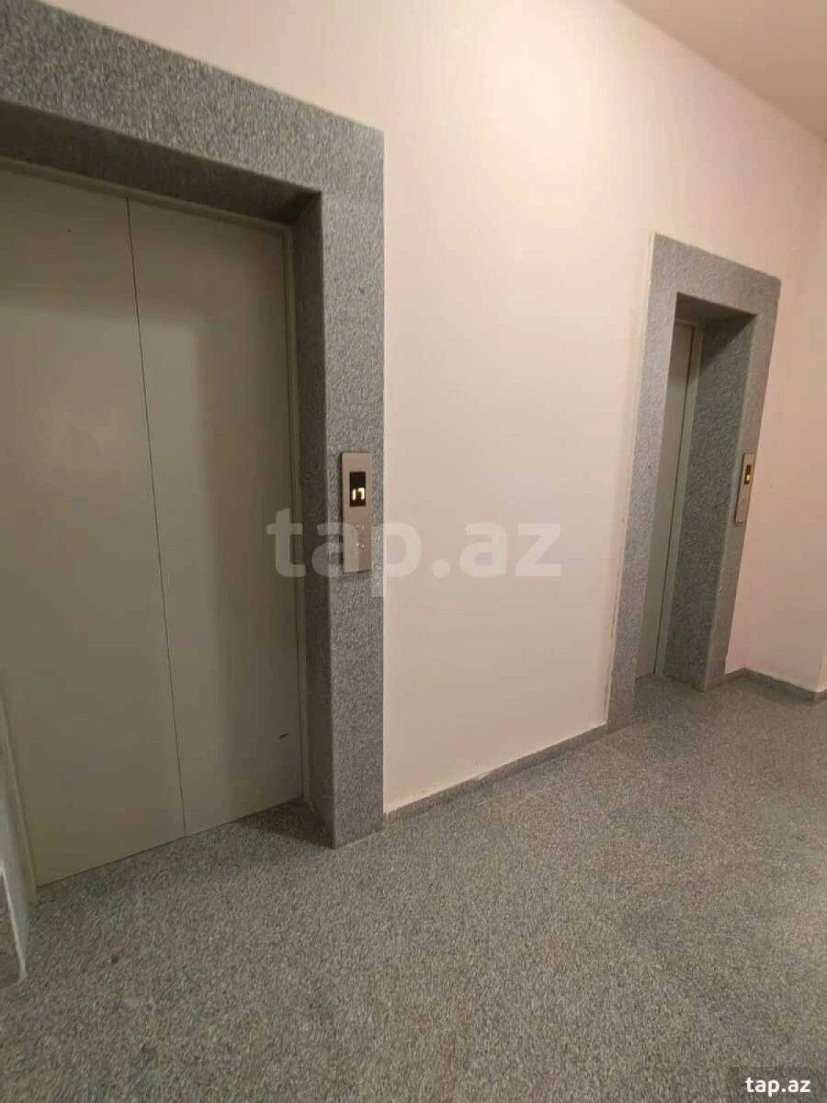 Satılır 3 otaqlı yeni tikili 150 m²