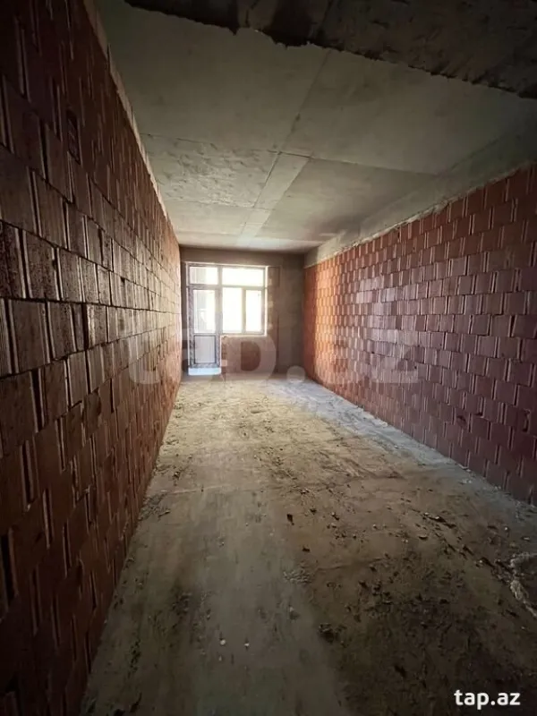 Satılır 3 otaqlı yeni tikili 150 m²