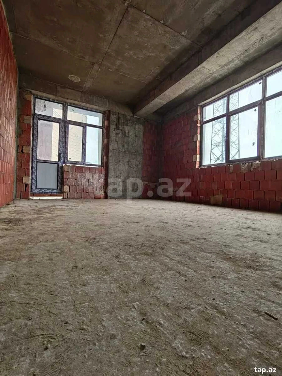 Satılır 3 otaqlı yeni tikili 150 m²