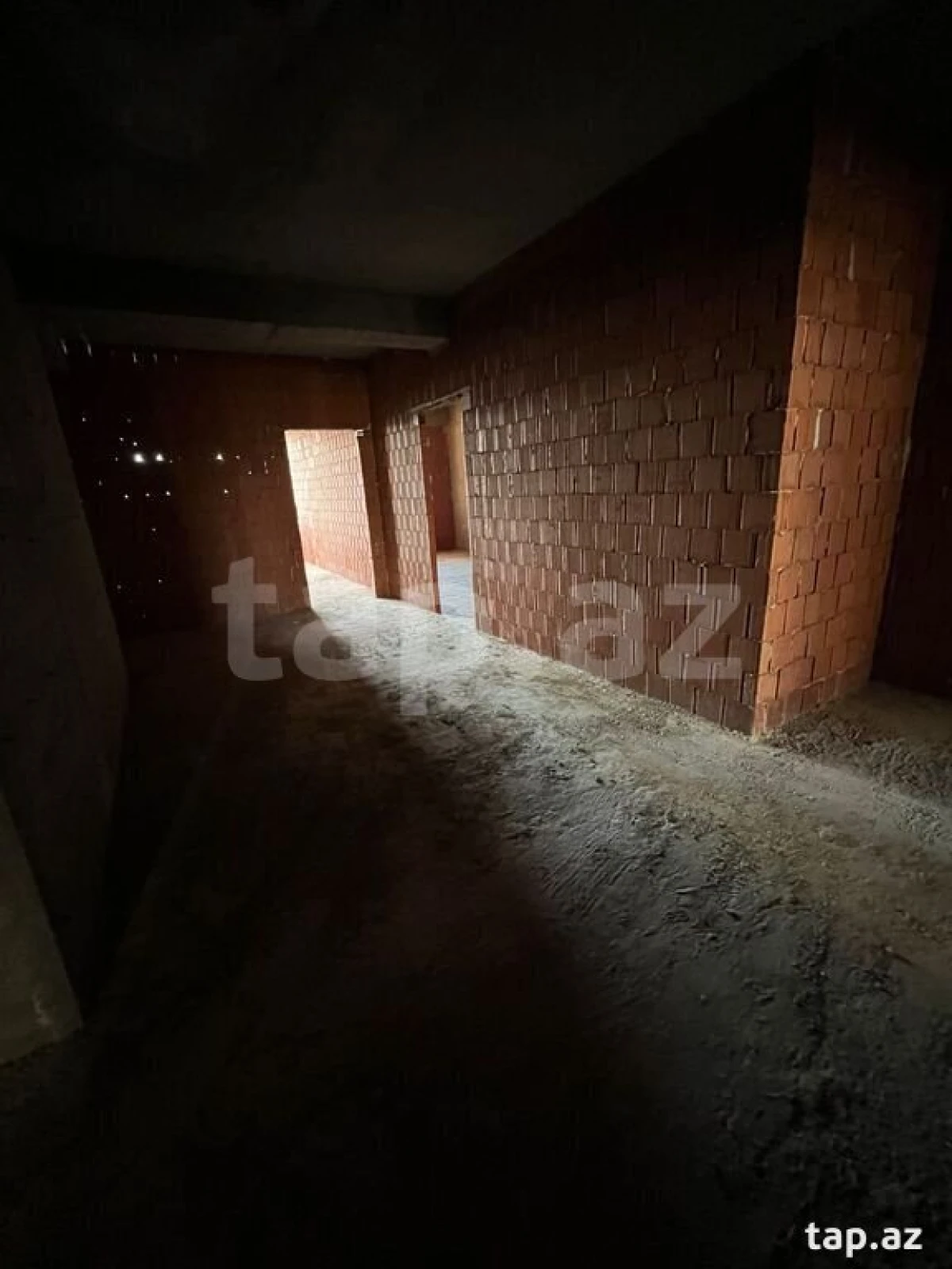 Satılır 3 otaqlı yeni tikili 150 m²