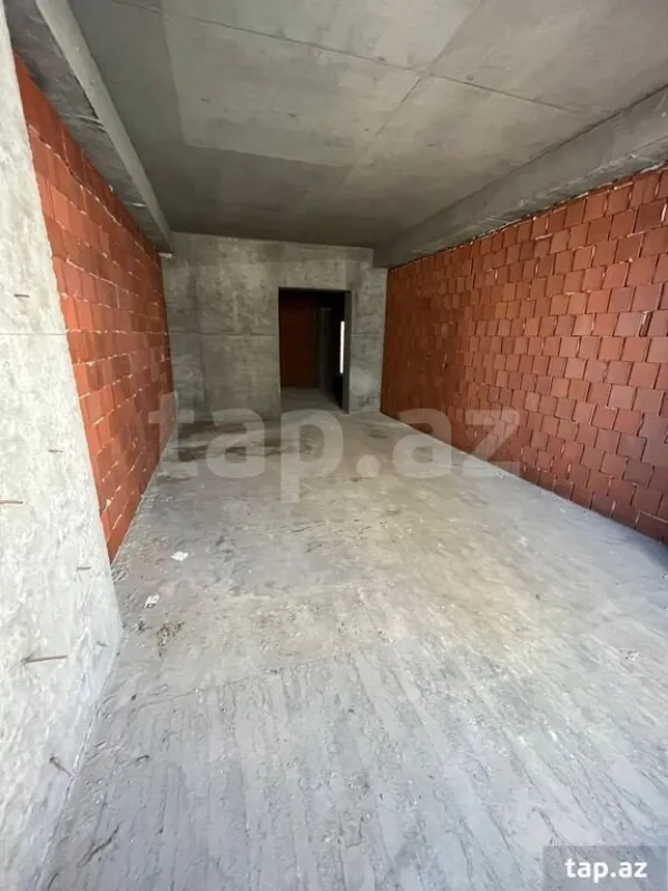 Satılır 3 otaqlı yeni tikili 150 m²