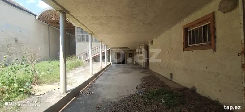 Satılır 7 otaqlı həyət evi