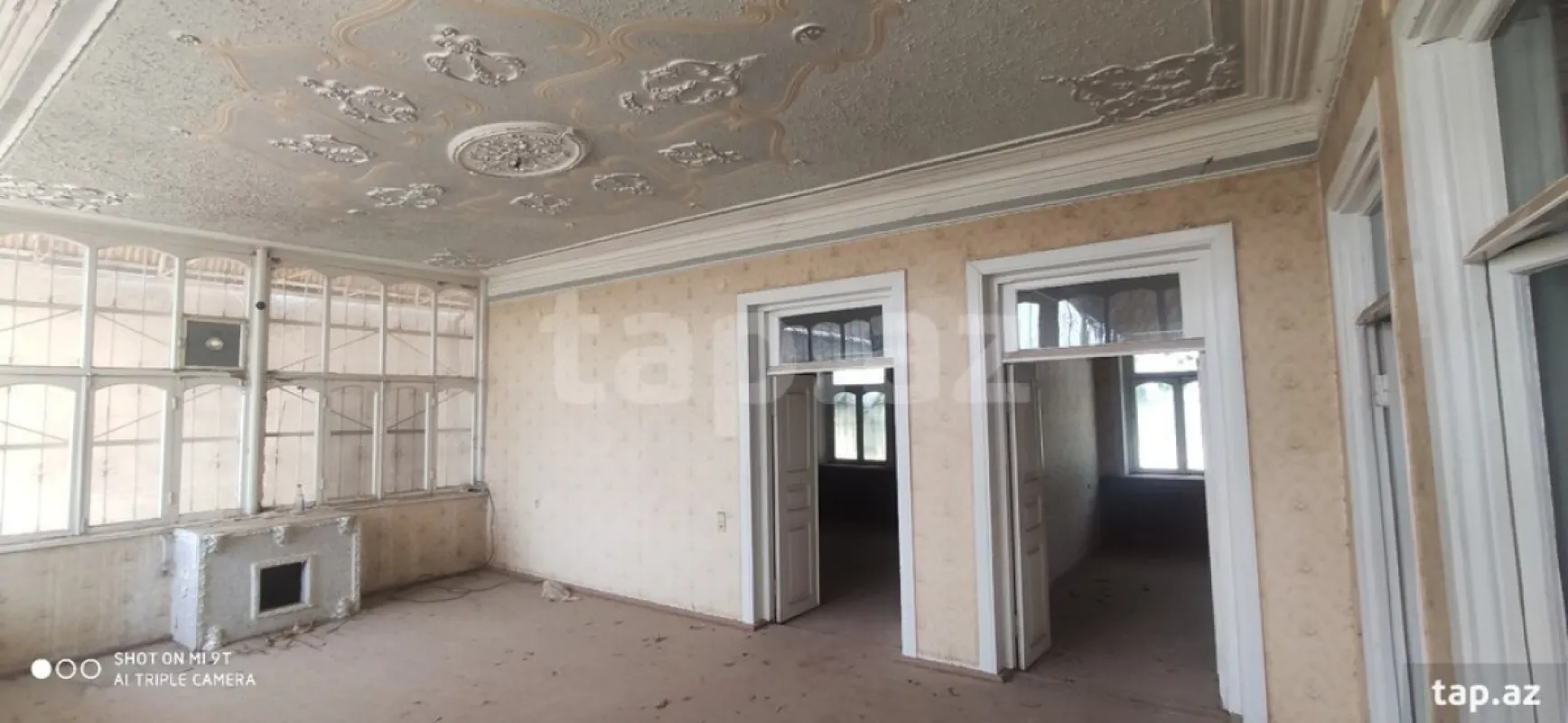 Satılır 7 otaqlı həyət evi