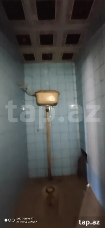 Satılır 7 otaqlı həyət evi