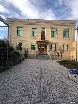 Satılır 8 otaqlı həyət evi — Gəncə 8 otaq
