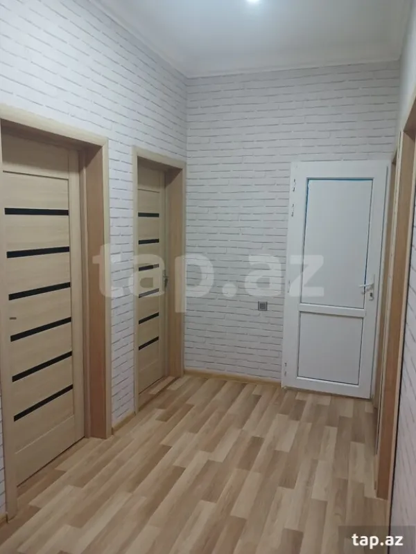 Satılır 4 otaqlı həyət evi