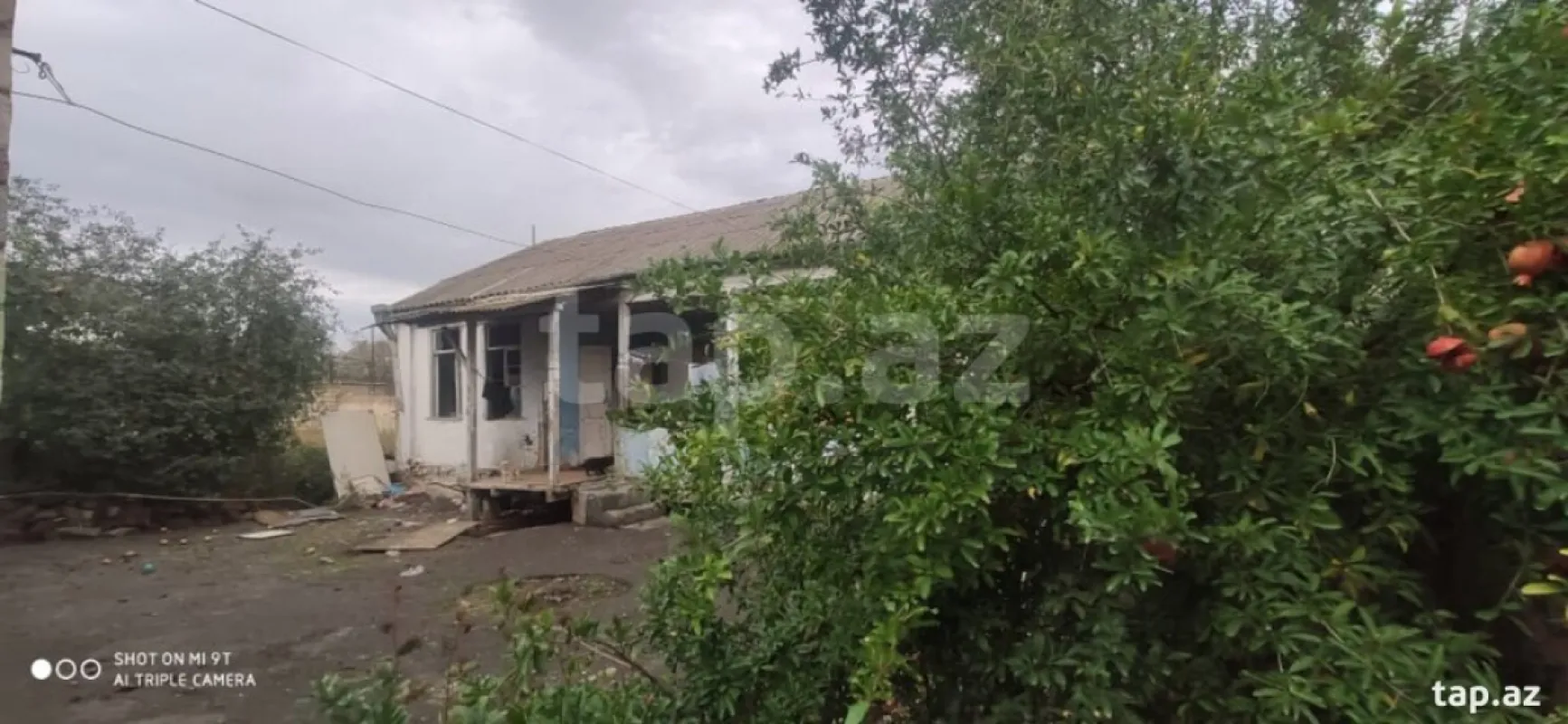 Satılır 4 otaqlı həyət evi