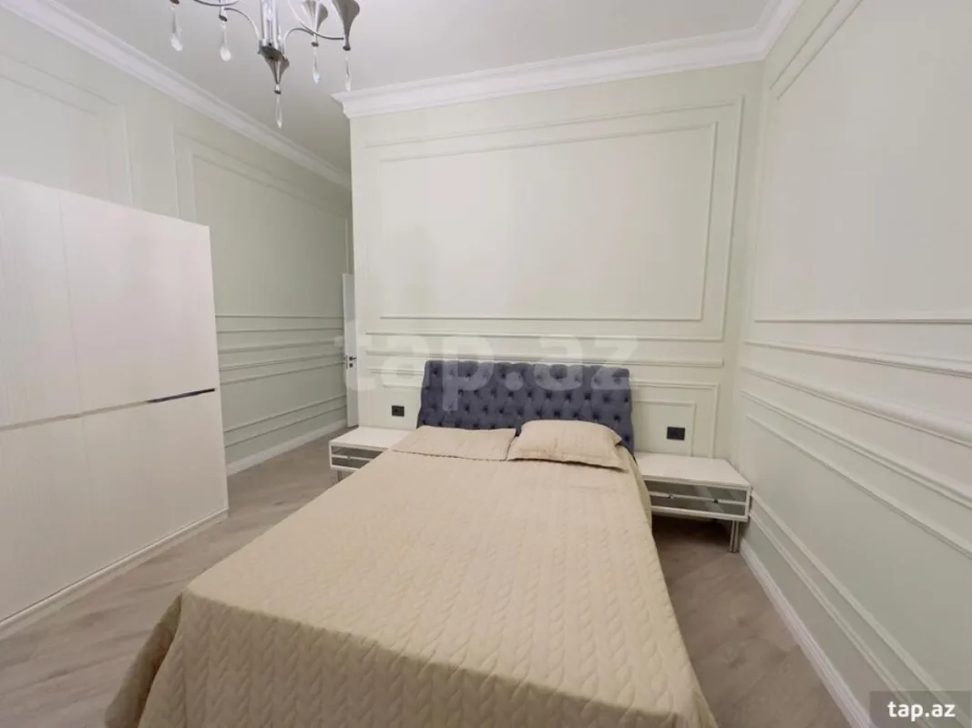 Satılır 9 otaqlı həyət evi