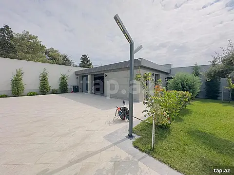 Satılır 9 otaqlı həyət evi