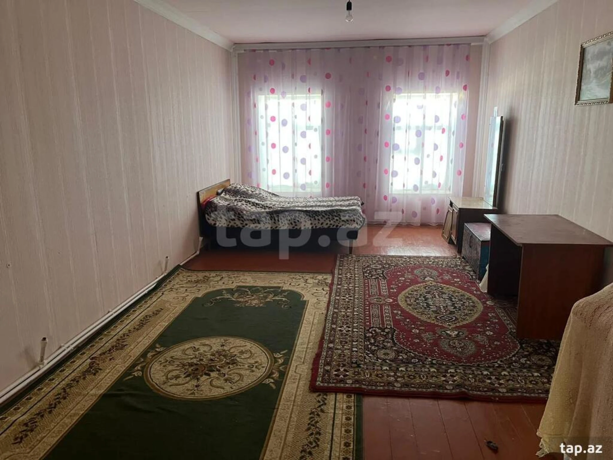 Satılır 5 otaqlı həyət evi