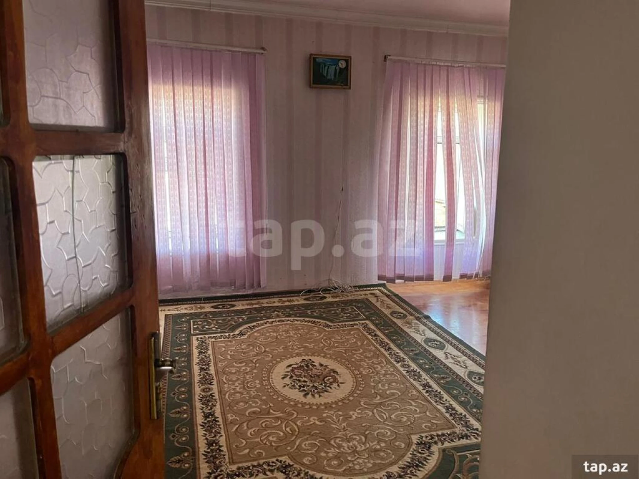 Satılır 5 otaqlı həyət evi