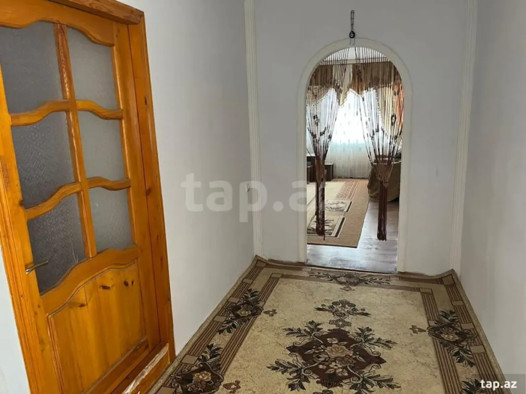 Satılır 5 otaqlı həyət evi