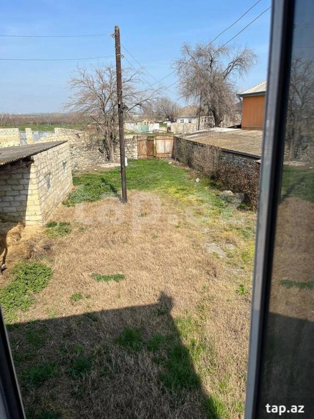 Satılır 5 otaqlı həyət evi