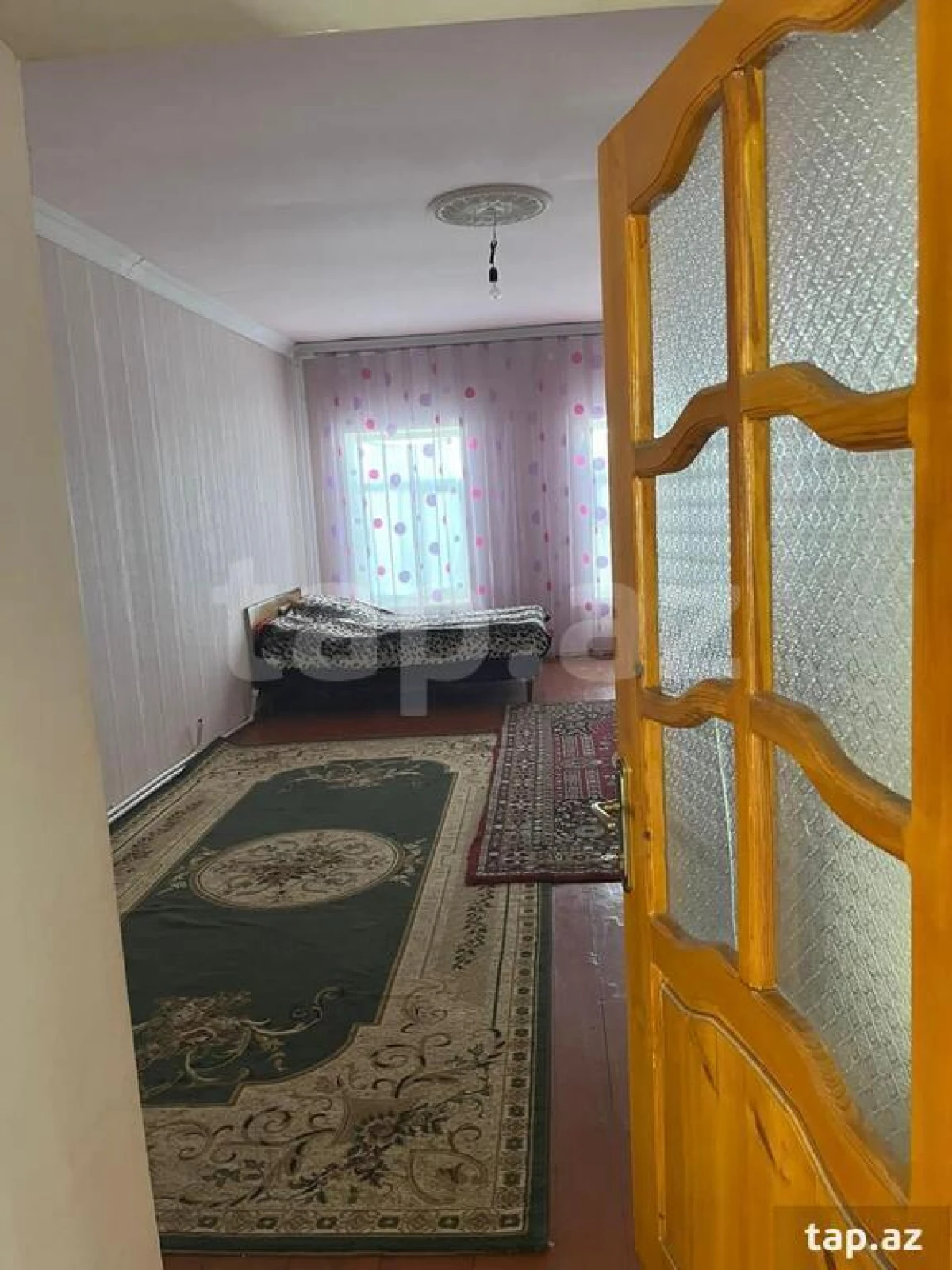 Satılır 5 otaqlı həyət evi