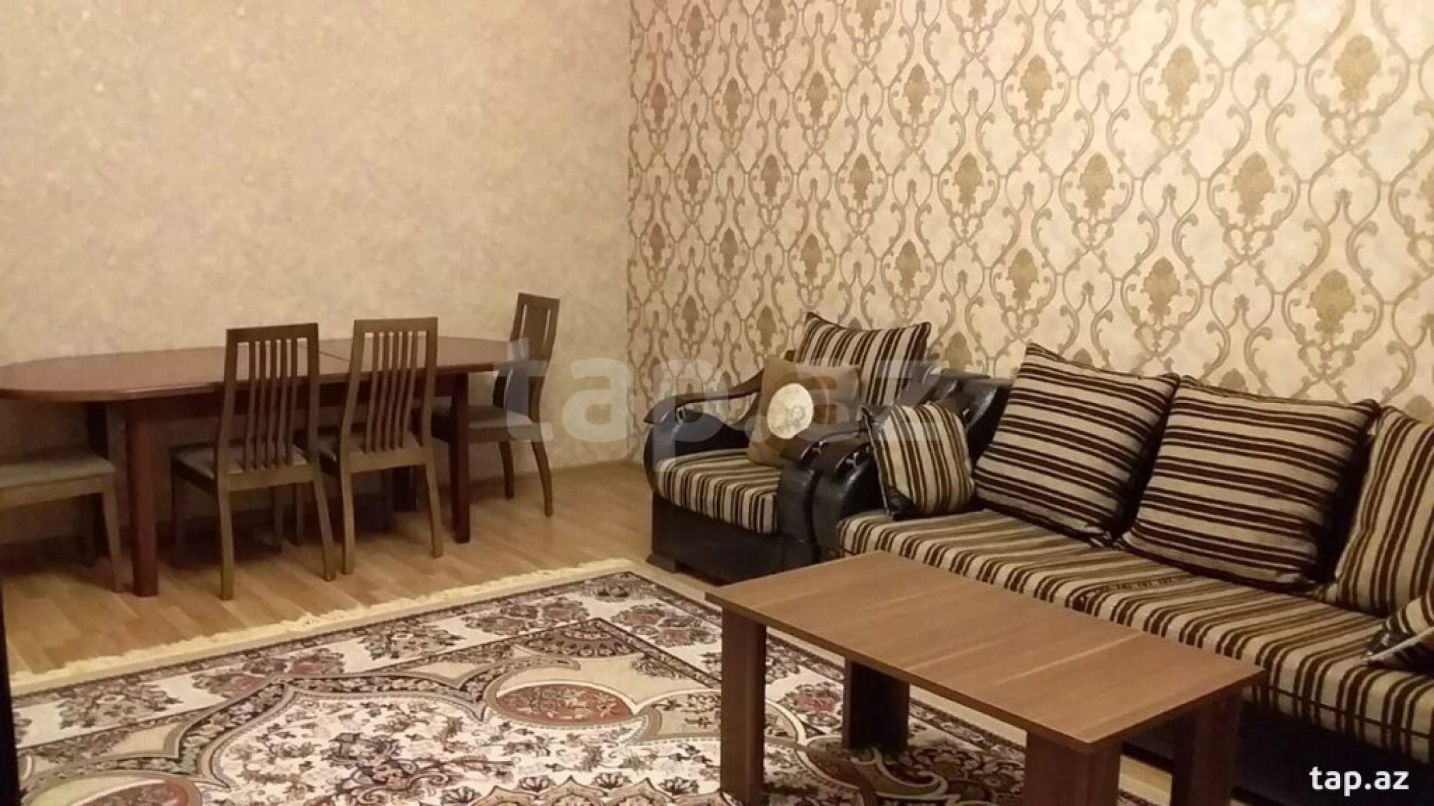 Kirayə verilir 3 otaqlı həyət evi