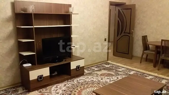 Kirayə verilir 3 otaqlı həyət evi