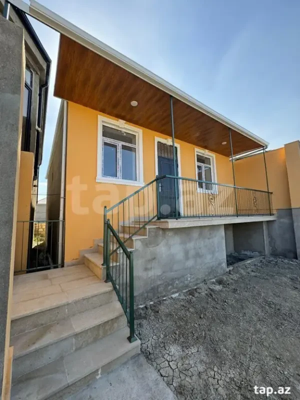Satılır 3 otaqlı həyət evi 75 m²