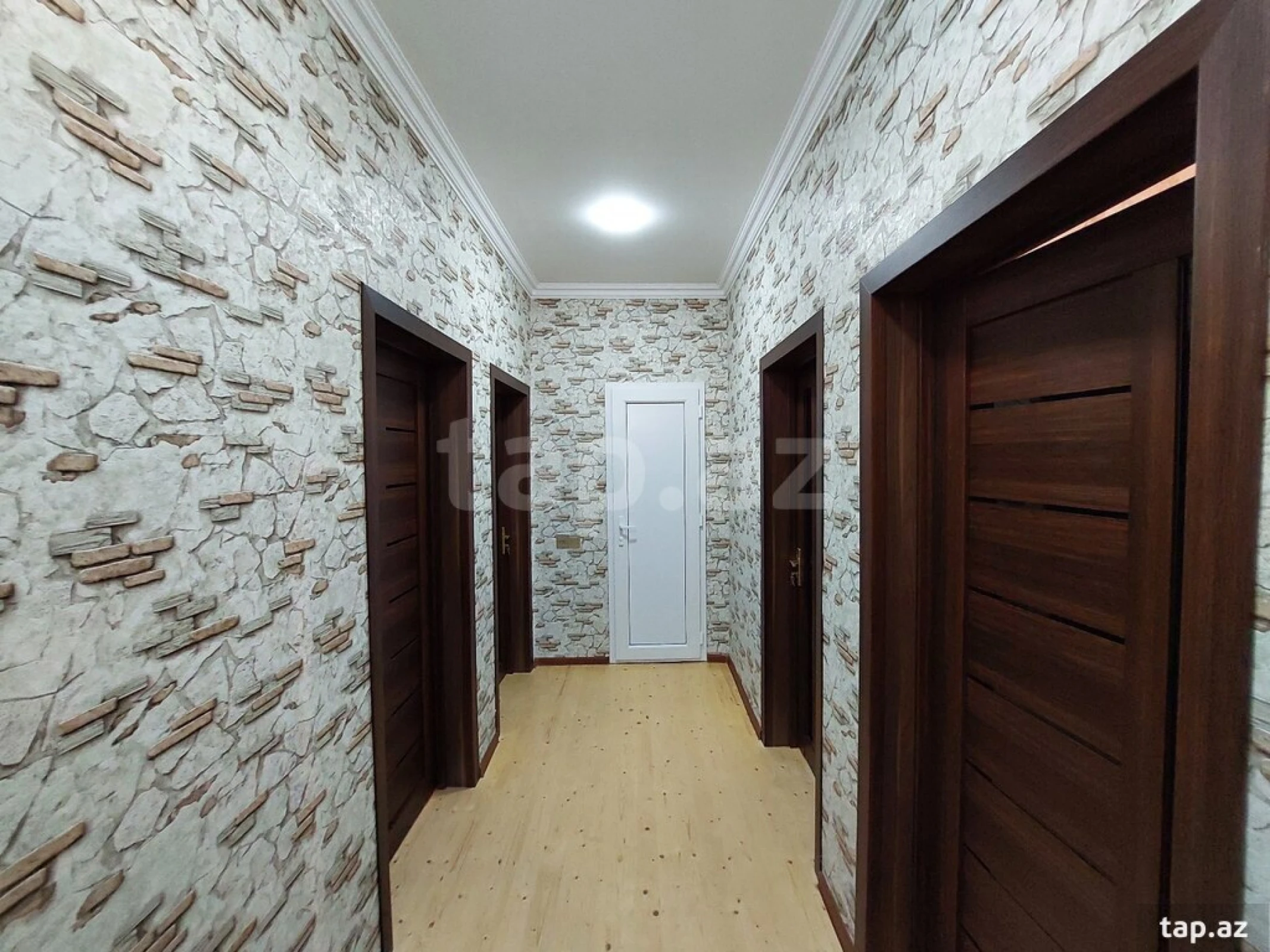Satılır 3 otaqlı həyət evi 160 m²