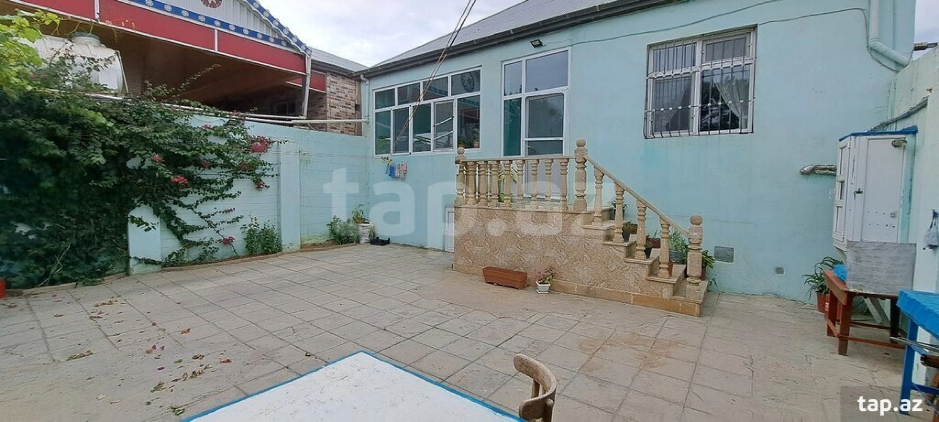 Satılır 3 otaqlı həyət evi