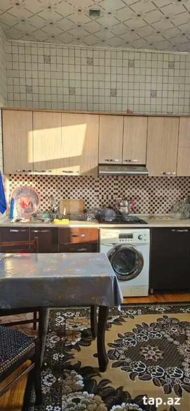 Satılır 5 otaqlı həyət evi