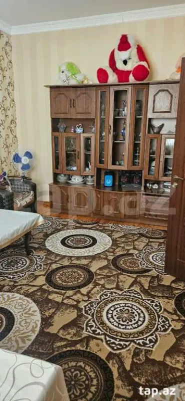 Satılır 5 otaqlı həyət evi